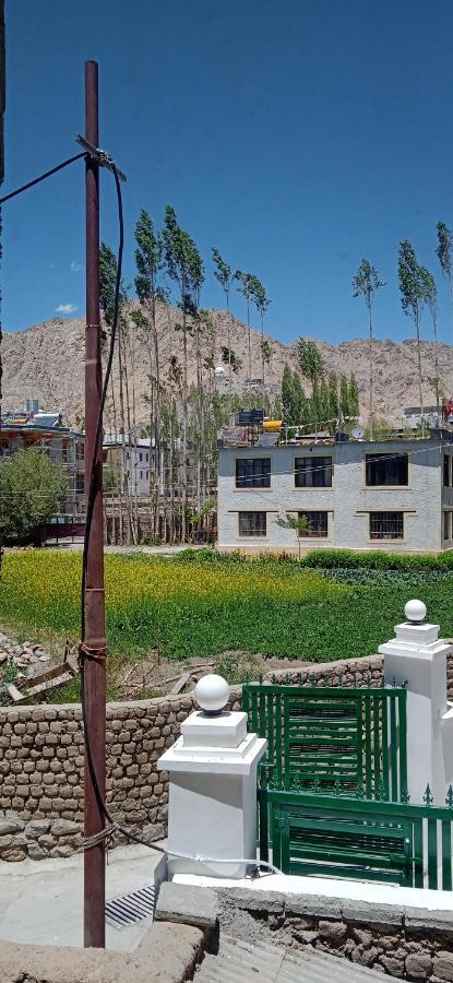 Lhardak Home Stay Leh Ngoại thất bức ảnh